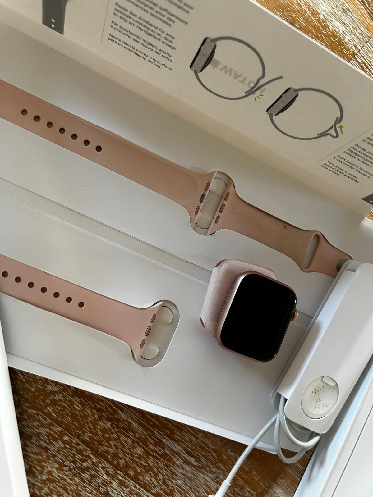 Apple watch series 6, rose 44mm, Ophalen, Zo goed als nieuw, Roze, IOS