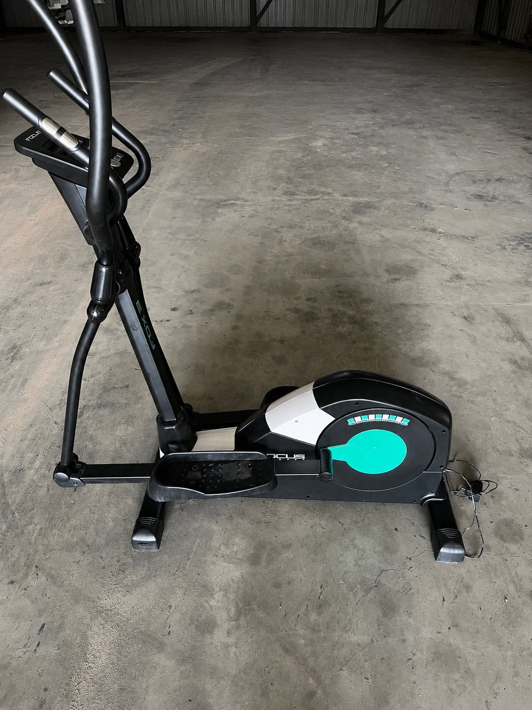Focus Fitness Fox 3, Sport en Fitness, Ophalen, Zo goed als nieuw, Crosstrainer