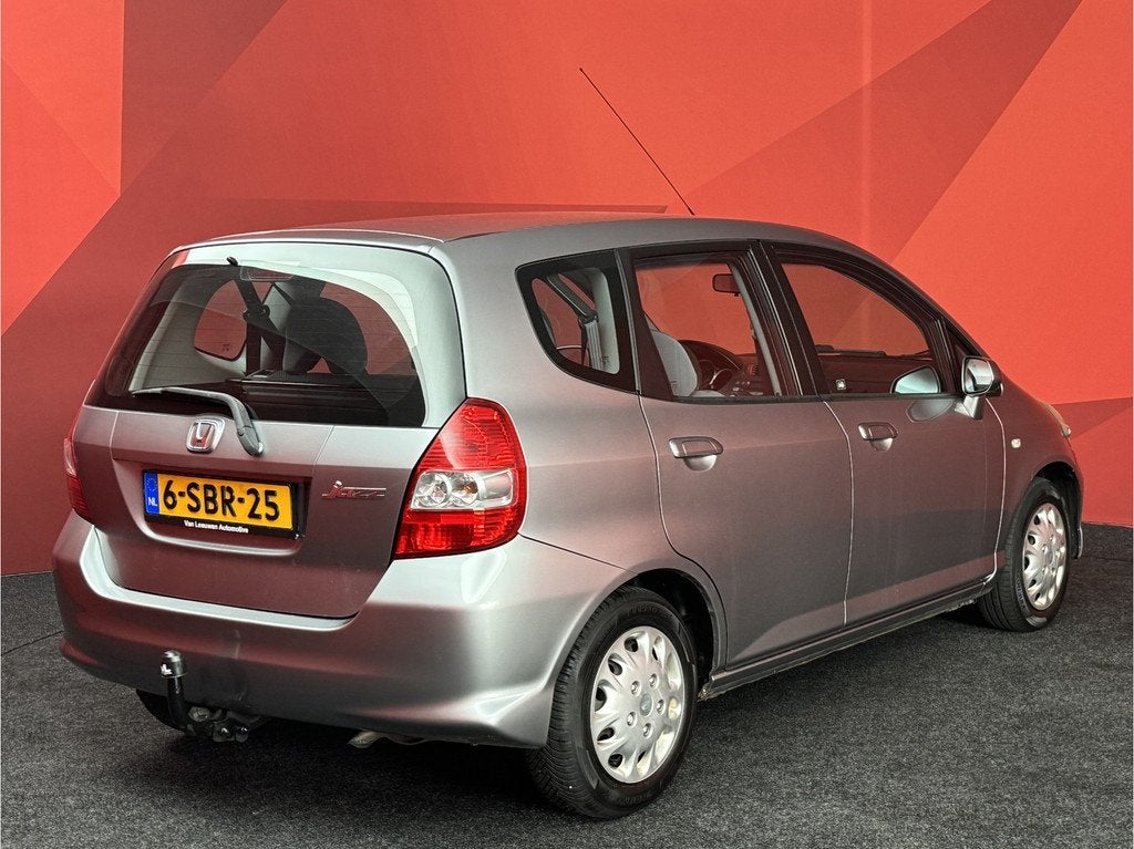 Honda Jazz 1.2 S Mooi | Airco | Trekhaak | Volledig Onderhou, Auto's, Honda, Voorwielaandrijving, Zwart, 4 cilinders, Bedrijf
