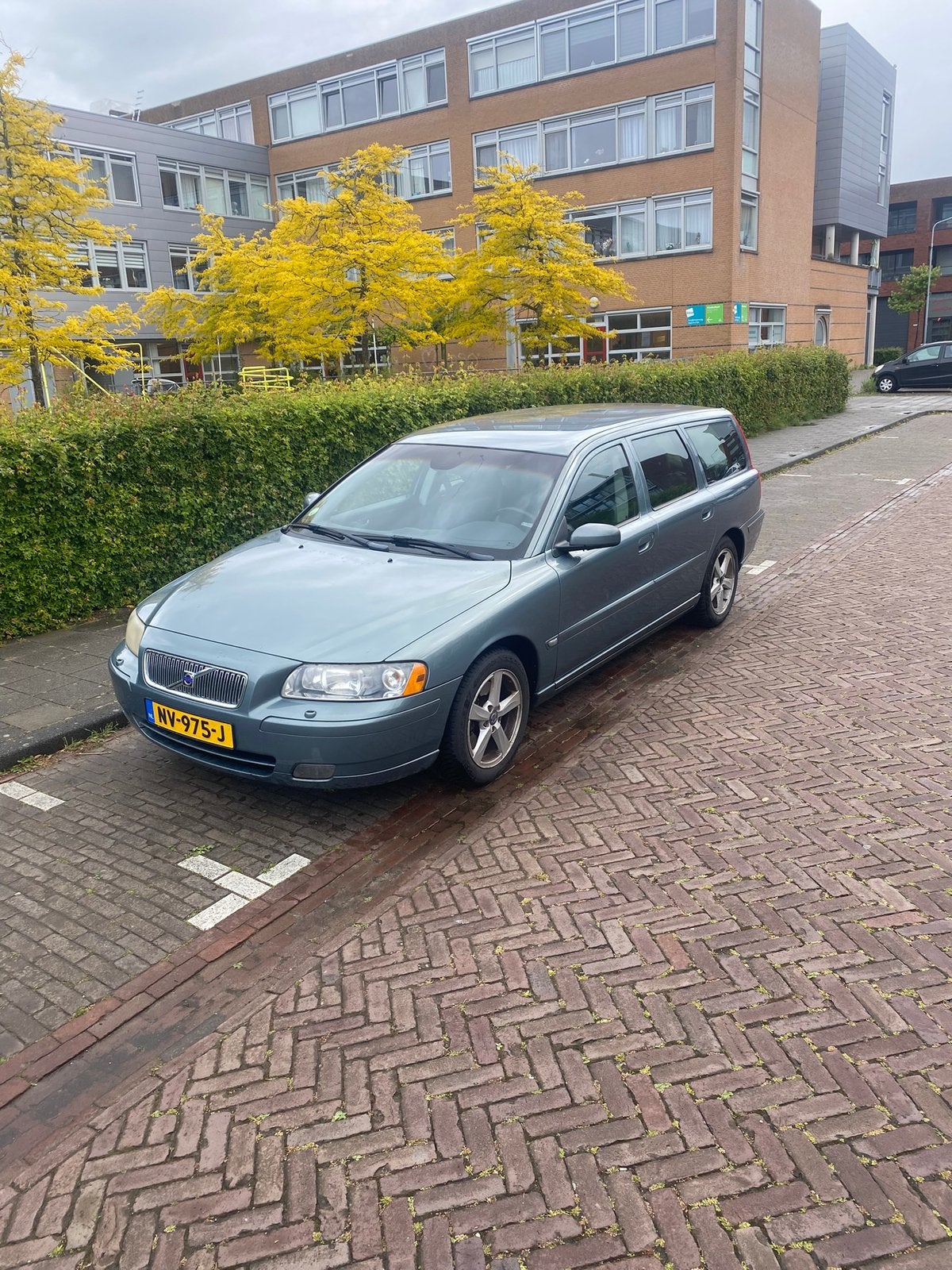 Volvo V70 2.4 170PK 2004 blauw, Auto's, Voorwielaandrijving, 1800 kg, Zwart, Stationwagon