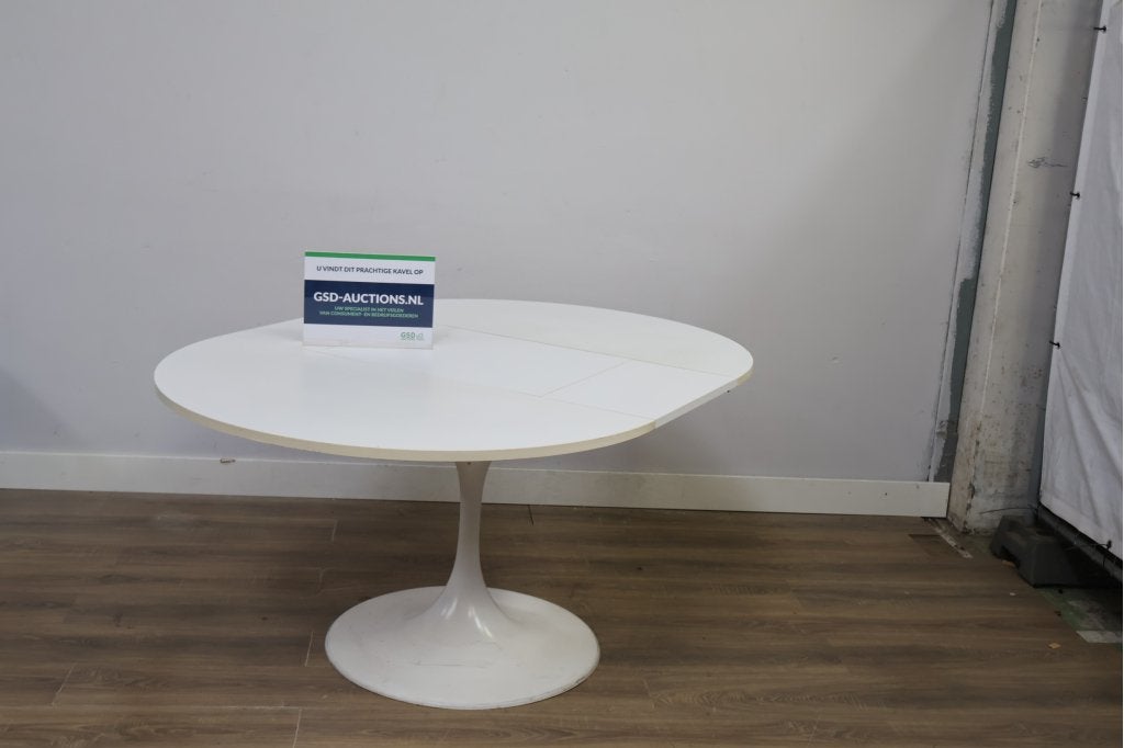 Eero Saarinen Tulpentafel van Knoll, Huis en Inrichting, Tafels | Eettafels, Ophalen of Verzenden, Niet ingevuld, Niet ingevuld