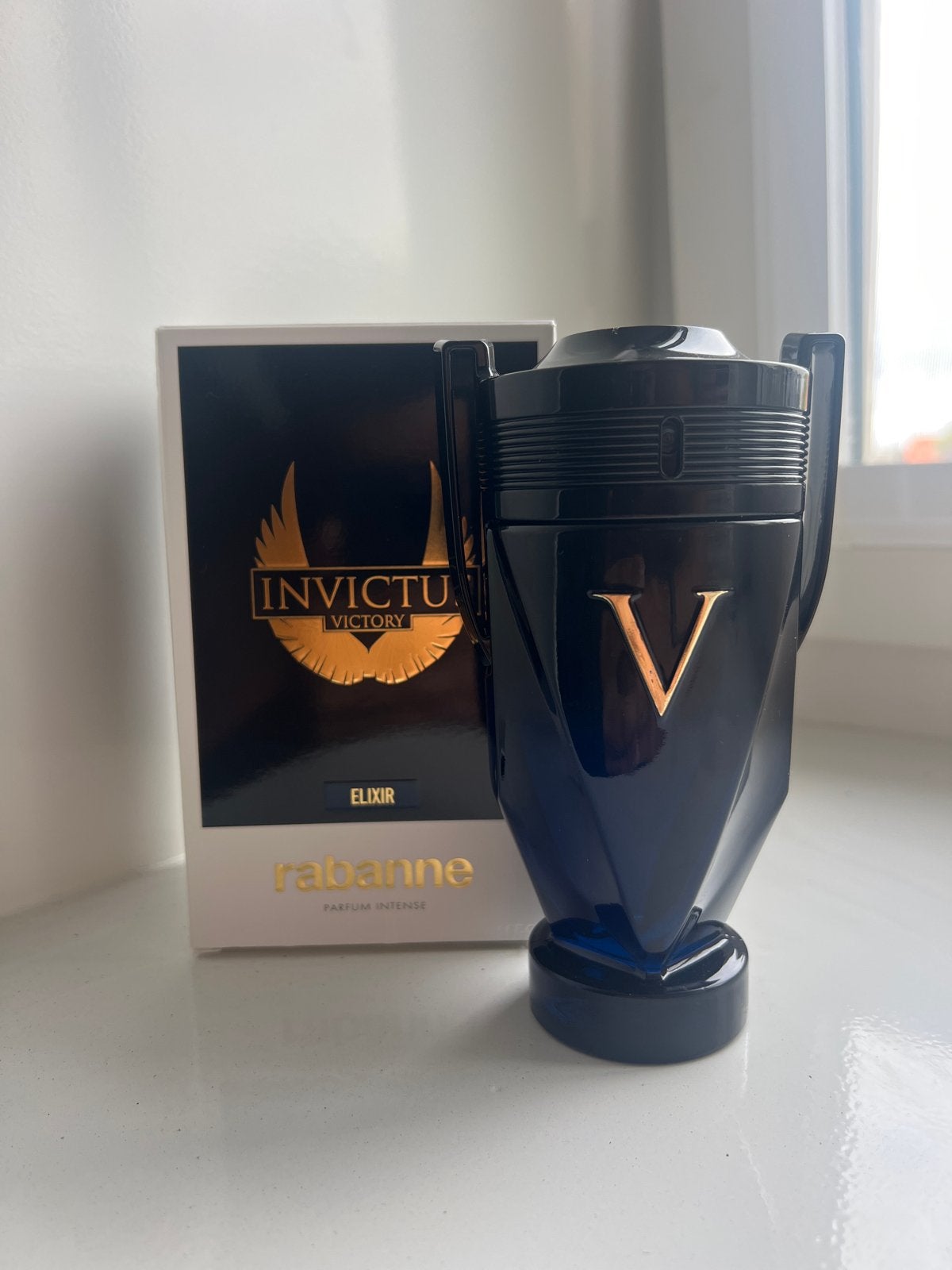Rabanne Invictus Victory Elixir Parfum Intense 200ml!, Ophalen of Verzenden, Zo goed als nieuw