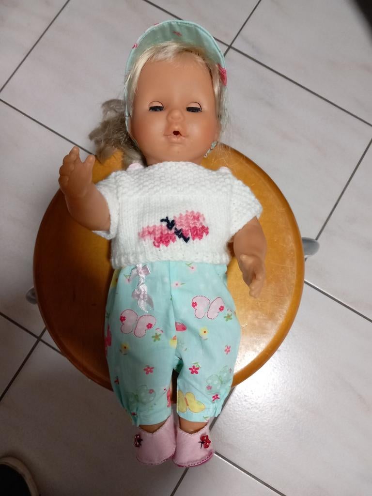 Zelfgemaakte poppenkleertjes voor pop 36 cm 4 delig., Kinderen en Baby's, Speelgoed | Poppen, Ophalen of Verzenden, Nieuw, Babypop