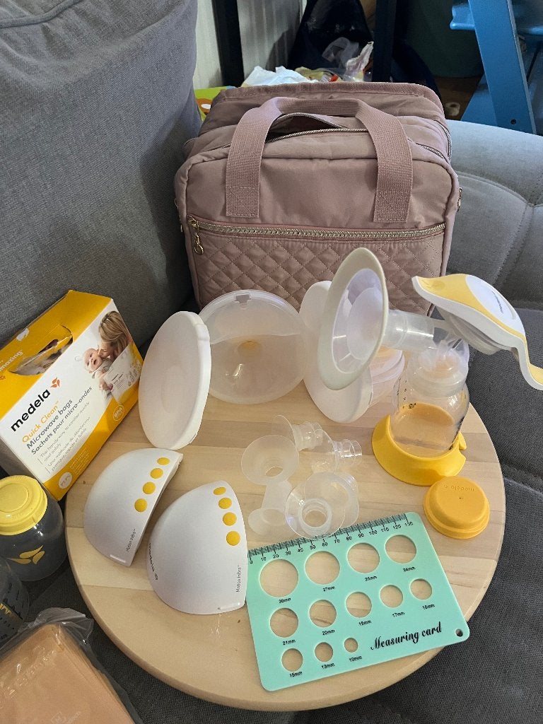 Kolf medela inbra en handkolf medela harmony, Kinderen en Baby's, Babyvoeding en Toebehoren, Ophalen, Medela, Inclusief tas, Borstkolf