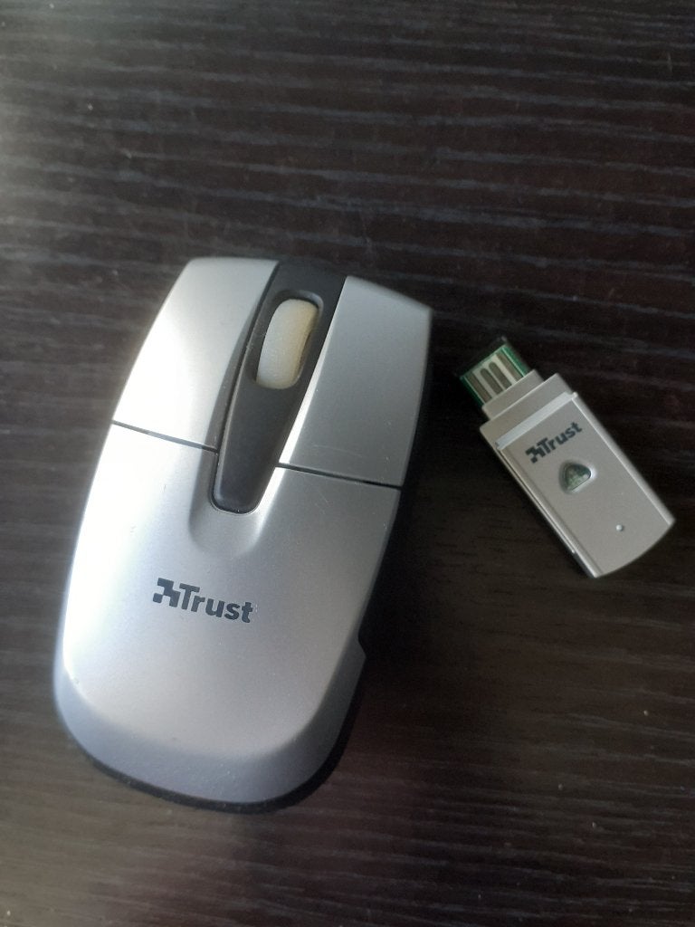 Draadloze PC muis, Computers en Software, Muizen, Rechtshandig, Muis, Ophalen of Verzenden, Zo goed als nieuw
