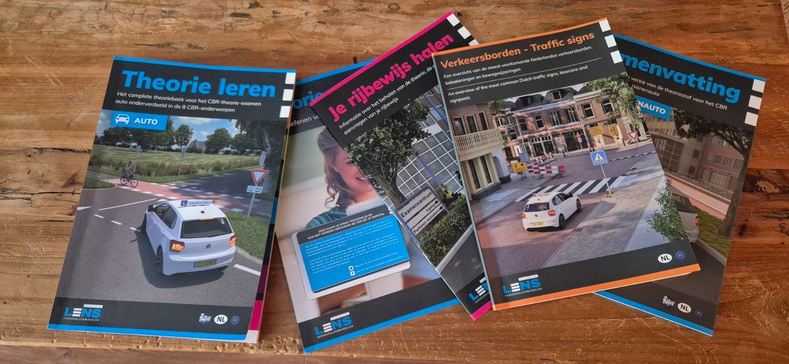 Theoriepakket auto compleet 2026, Lens Verkeersleermiddelen, Overige onderwerpen, Ophalen, Gelezen