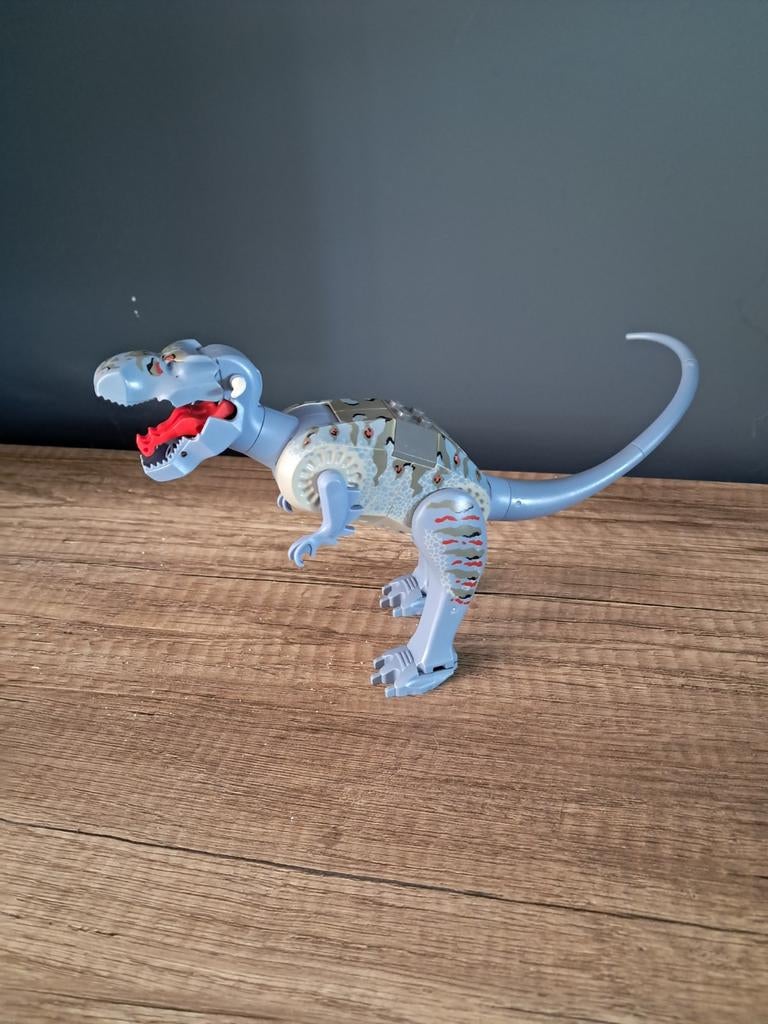 Lego tyrannosaurus  rex, Ophalen
