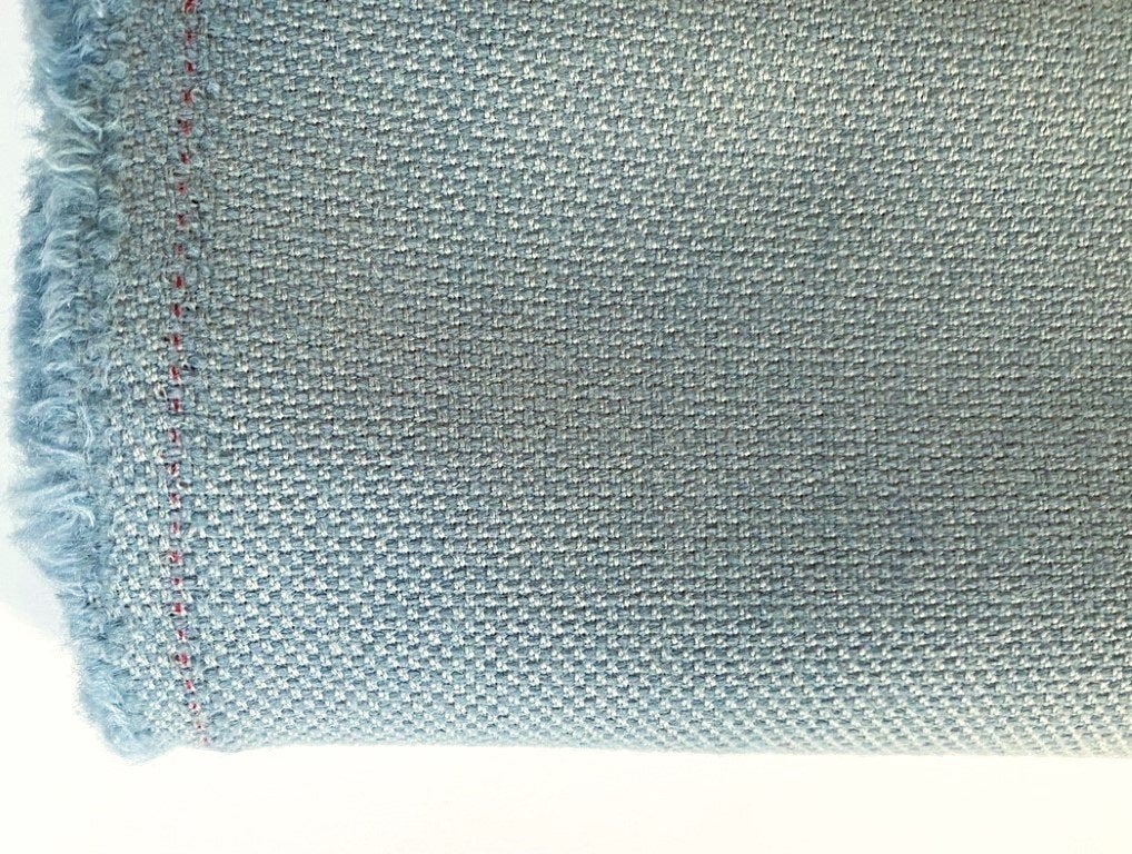 De Ploeg Fezwool 04 lichtblauw+lichtgrijs restant meubelstof, Wol, Blauw, 120 cm of meer, Nieuw