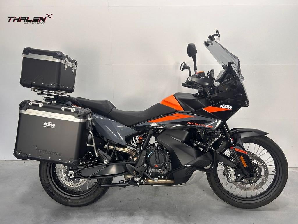 KTM 890 ADVENTURE Tech Pack + Kofferset (bj 2025) km4500, 2 cilinders, KTM, Motorrijbewijs A, Onbekend