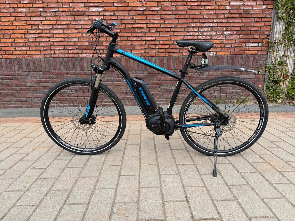 Trek Powerfly 5+ – 219 km – Zo goed als nieuw – Bosch – M, Overige merken, Vering, Ophalen of Verzenden, Meer dan 20 versnellingen