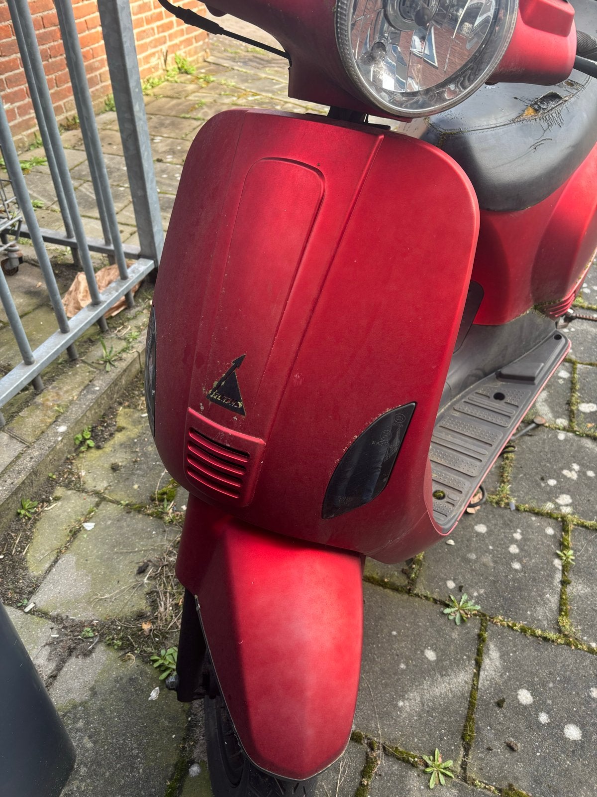 Turbho RL 50 Scooter - Accu defect, voor onderdelen, Fietsen en Brommers, Ophalen, Gebruikt, Maximaal 25 km/u