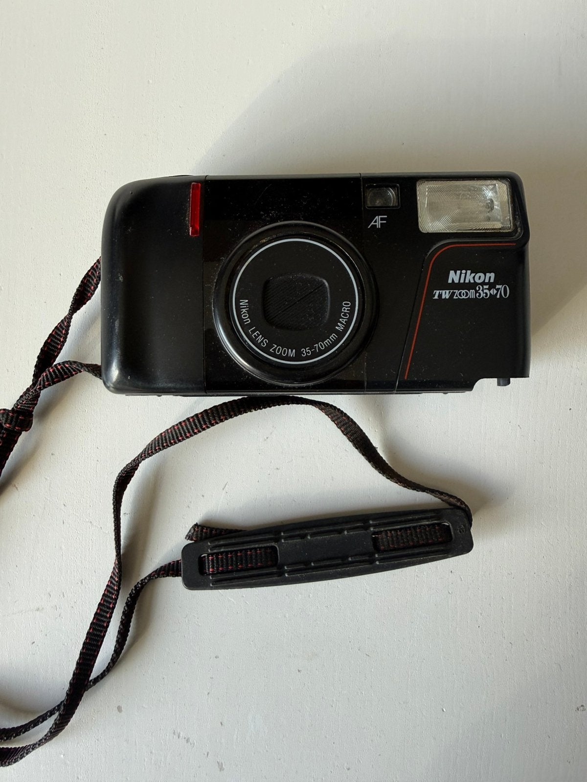Nikon TW Zoom 35-70 Analoge Camera Voor onderdelen/opknapper, Ophalen of Verzenden, Zo goed als nieuw, Compact, Nikon