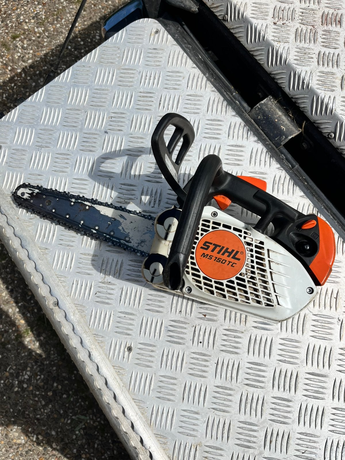 Te koop: Stihl MS 150 TC, kettingzaag, tophendel, defect, Tuin en Terras, Hand-tuingereedschap, Verzenden, Gebruikt, Overige soorten