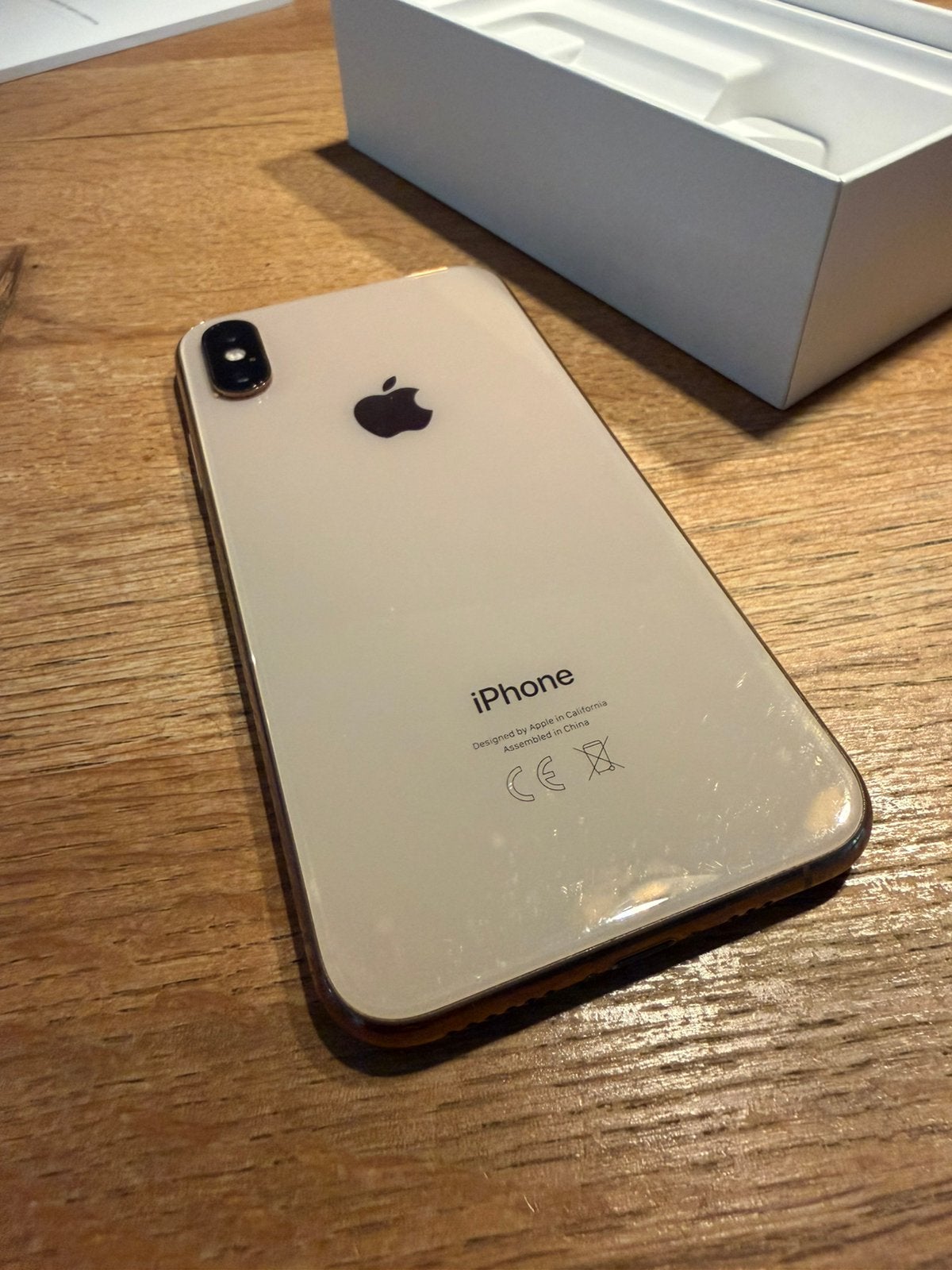 Iphone XS 64gb batterij 83% in nette staat, Telecommunicatie, 83 %, IPhone XS, Ophalen of Verzenden, Zo goed als nieuw