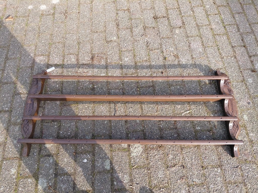 Antiek eiken bordenrek met baardmannen, 2 etages., Ophalen