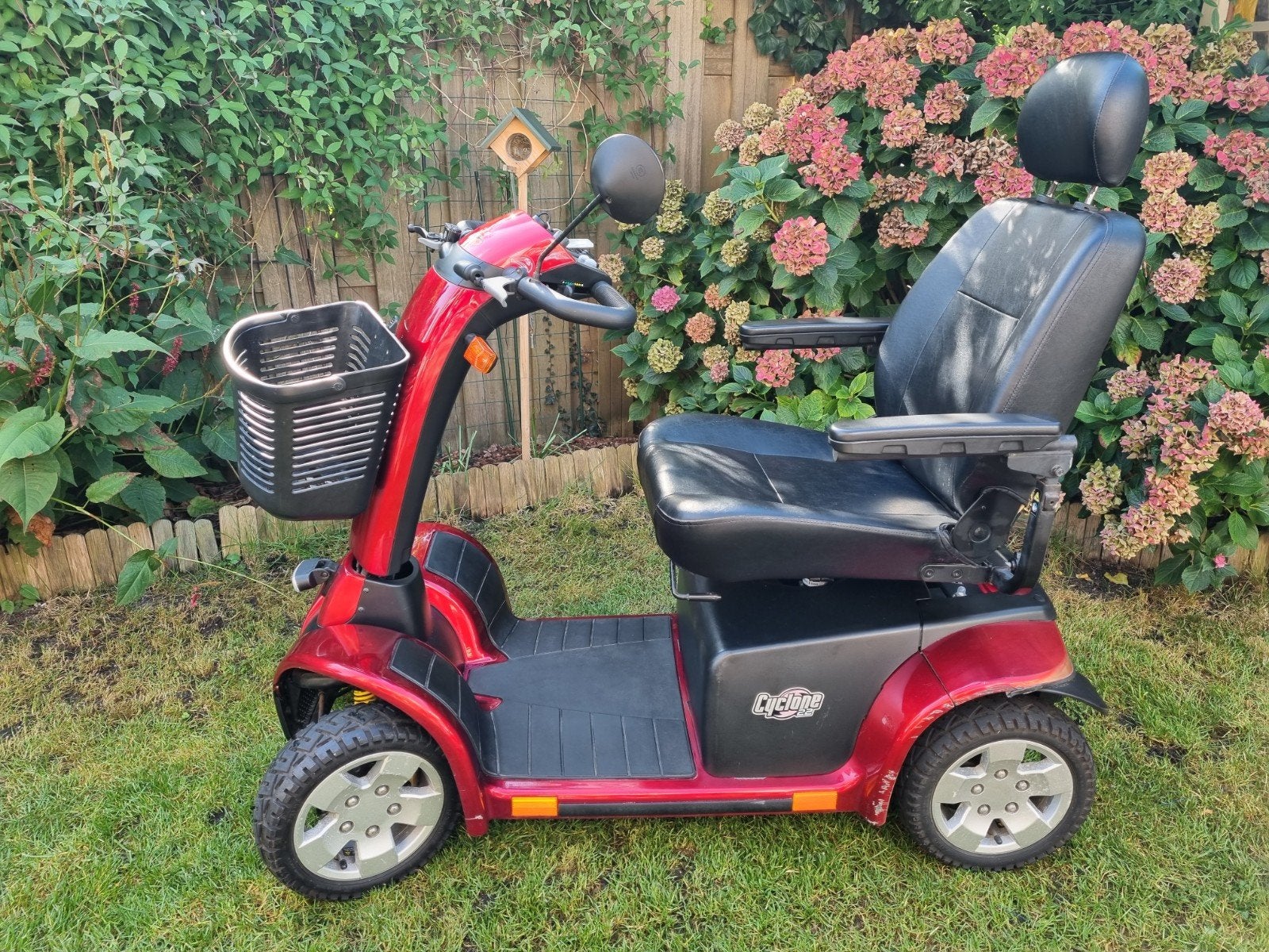 Scootmobiel Pride Cyclone 22, Ophalen, 16 km/u of meer, 46 km of meer, Gebruikt