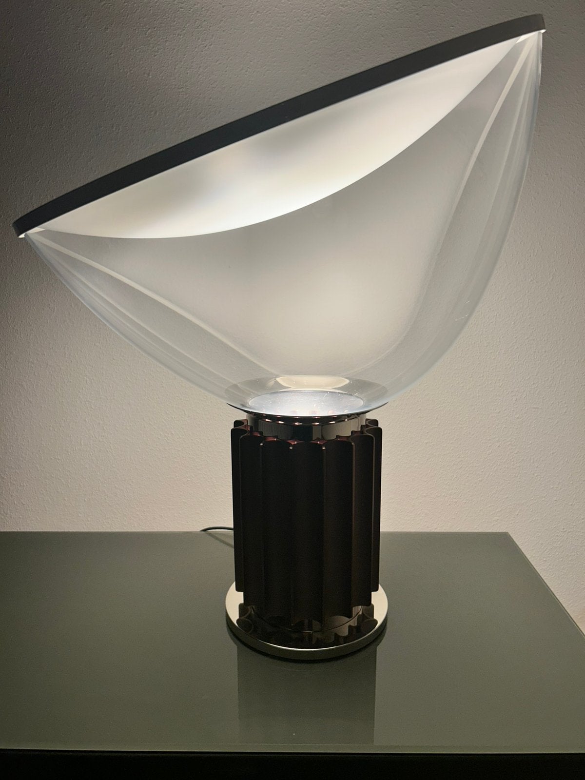 Flos taccia led brons large PMMA, Ophalen, Zo goed als nieuw, Minder dan 100 cm