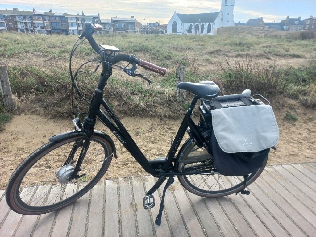Elektrische fiets zwart Popal (motor gaat langzaam kapot), Fietsen en Brommers, Ophalen, Gebruikt, Overige merken