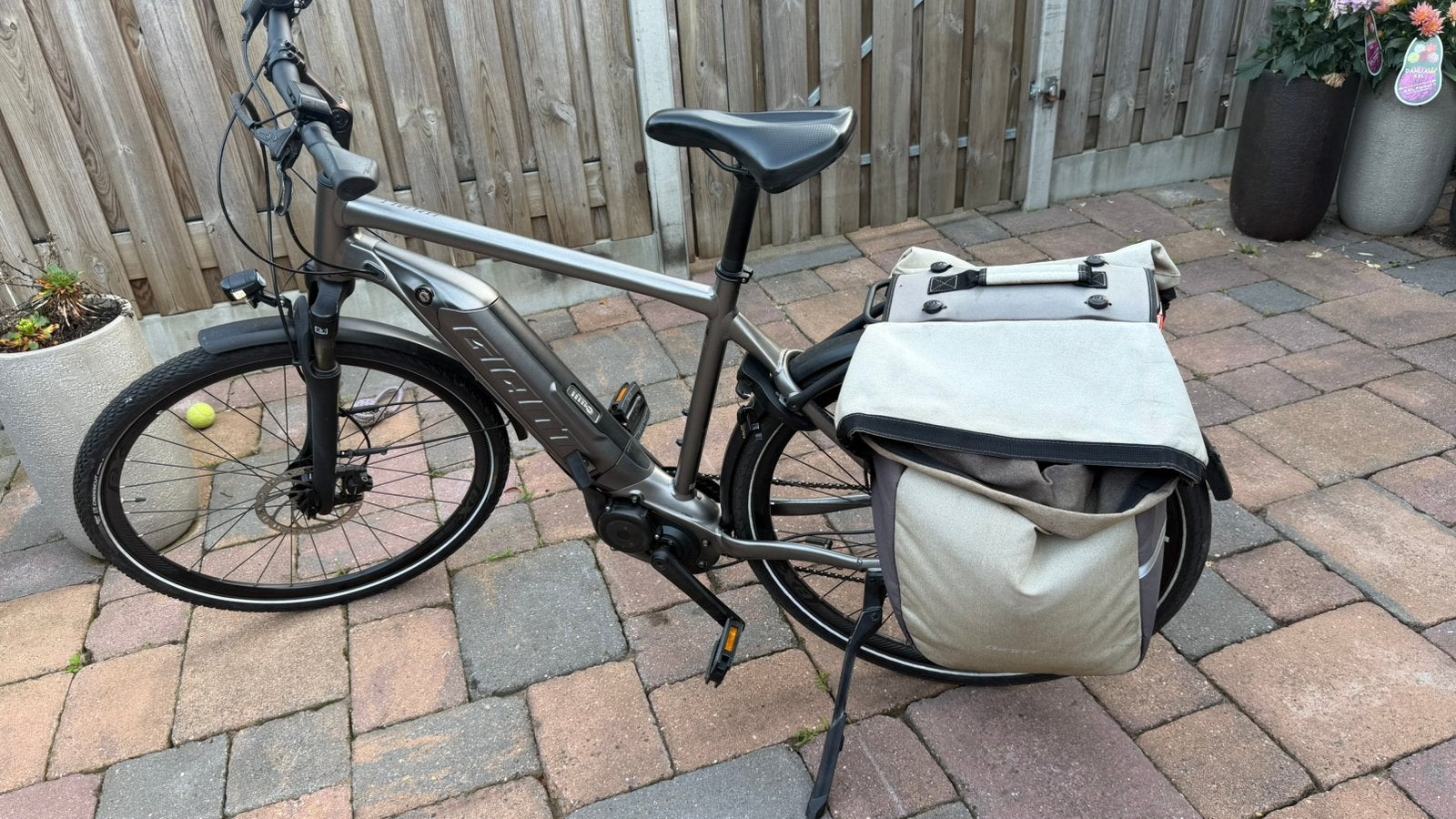 Giant explore 2023, Fietsen en Brommers, Ophalen, Versnellingen, Giant, Zo goed als nieuw