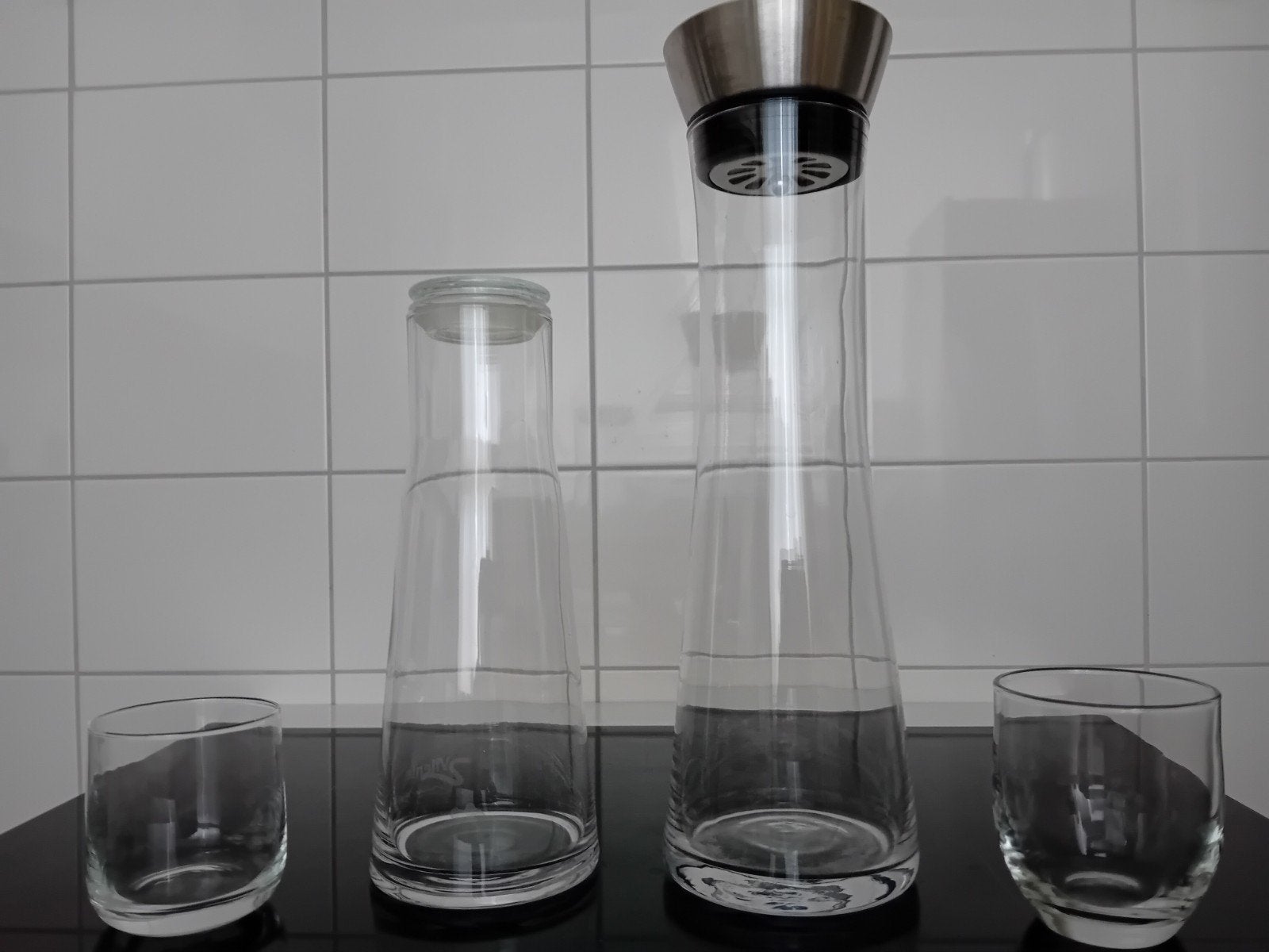 karaf met inclusief RVS filter/karaf met deksel/2 x bekers, Ophalen, Zo goed als nieuw