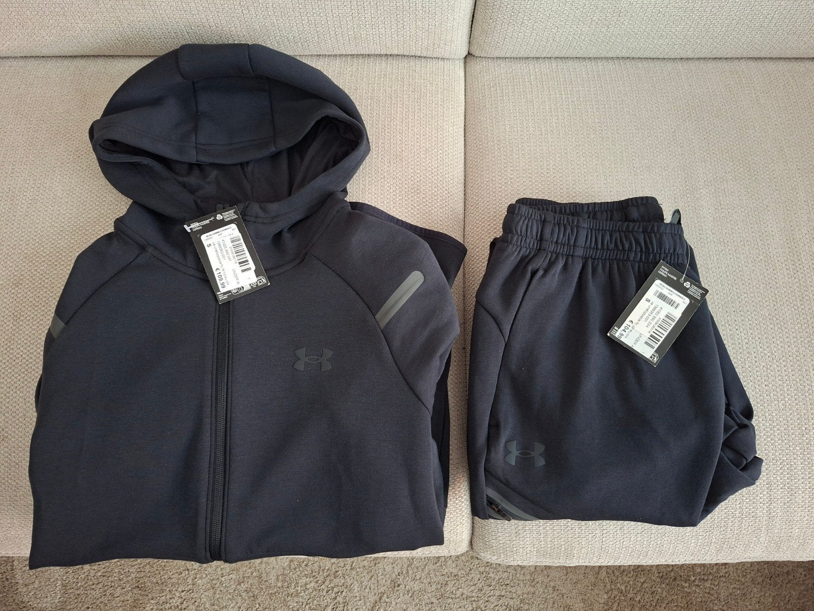 Under Armour Unstoppable Trainingspak Zwart Maat S Nieuw, Ophalen of Verzenden