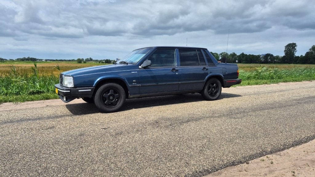 Volvo 740 2.3 GL K6 1988 Blauw, Zwart, 4 cilinders, Blauw, Origineel Nederlands