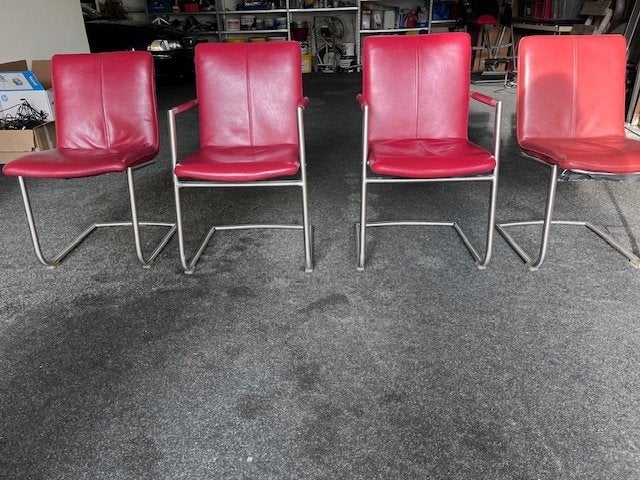 Op kamers? Leuke rode leren stoelen, Ophalen, Gebruikt, Rood, Vier