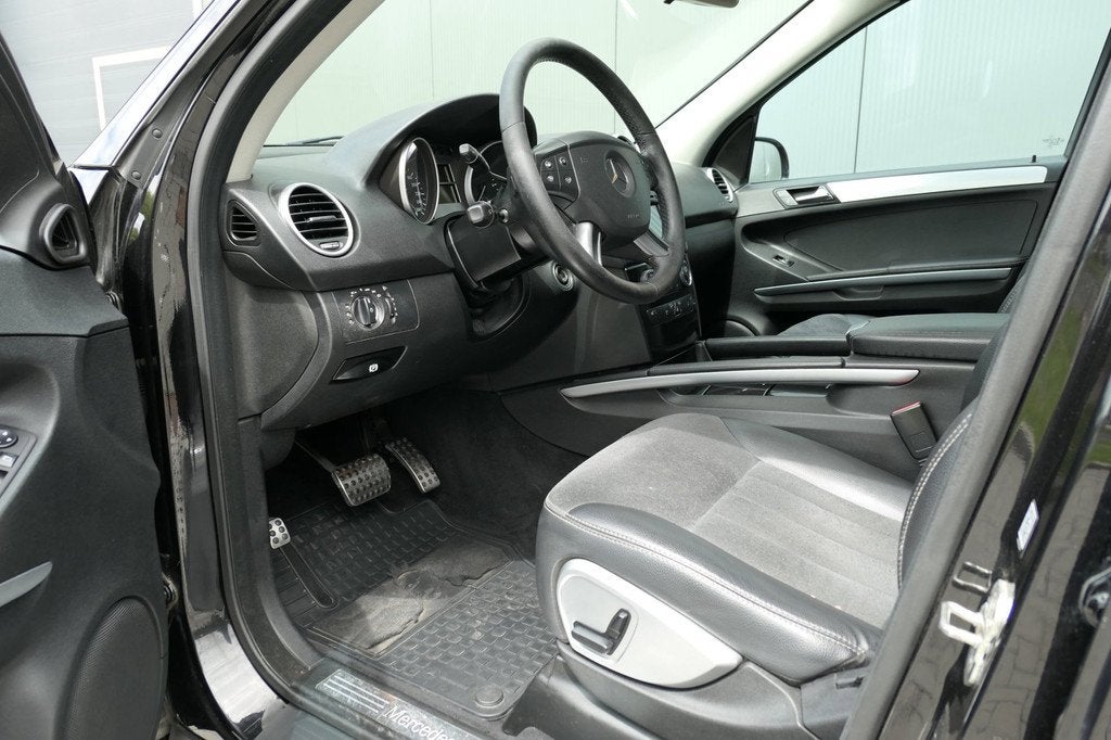 Mercedes-Benz M-klasse 280 CDI Schuifdak Cruise Carplay trek, Auto's, Bestelauto's, Automaat, Gebruikt, Zwart, 190 pk