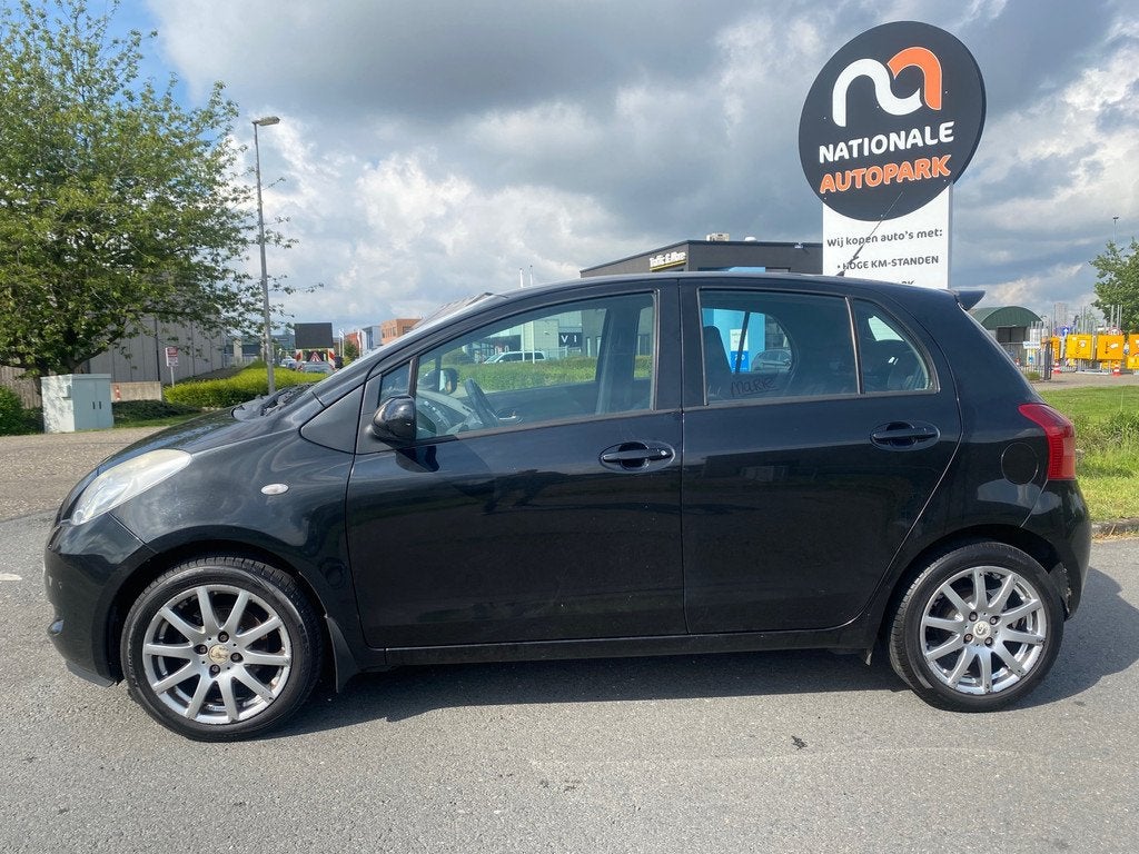 Toyota Yaris 2008 * 1.3 VVTi Sol MMT * LMV * ELEC. RAMEN * A, Auto's, 750 kg, 4 cilinders, Zwart, Origineel Nederlands