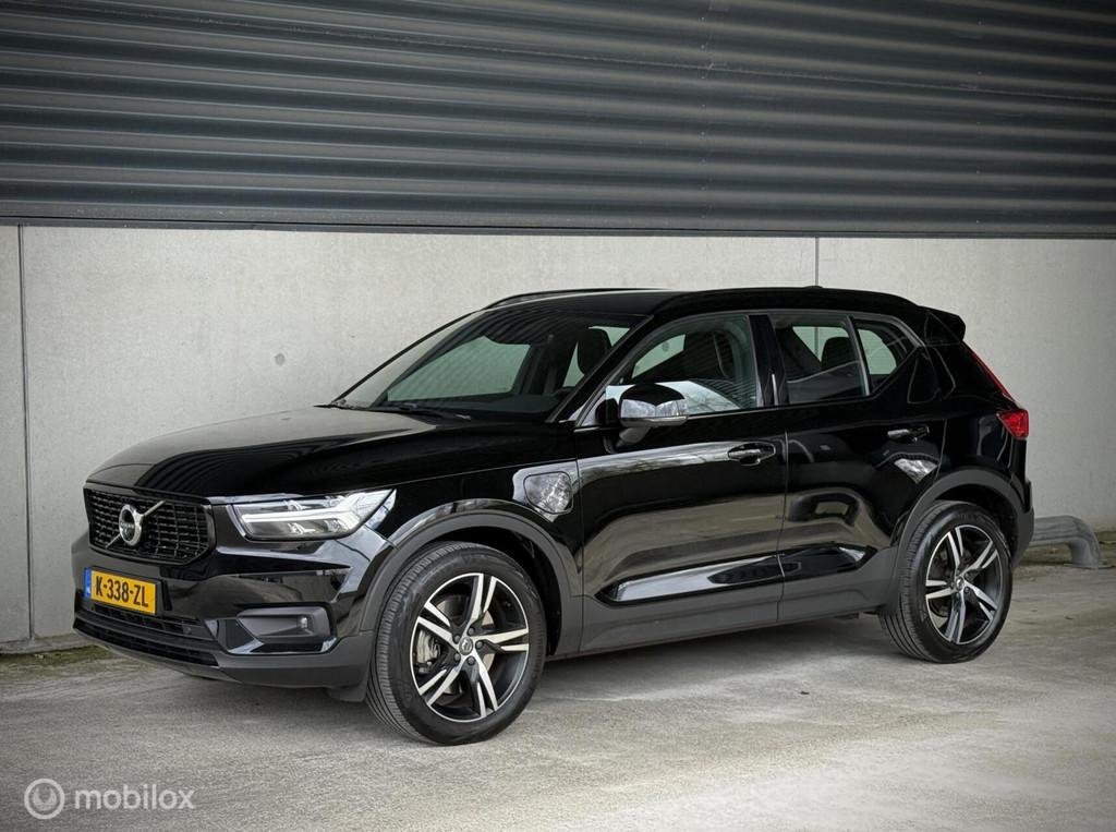 Volvo XC40 1.5 T5 Recharge R-Design|360|Trekhaak|ACC|, Adaptive Cruise Control, Zwart, Bedrijf, Hybride Elektrisch/Benzine