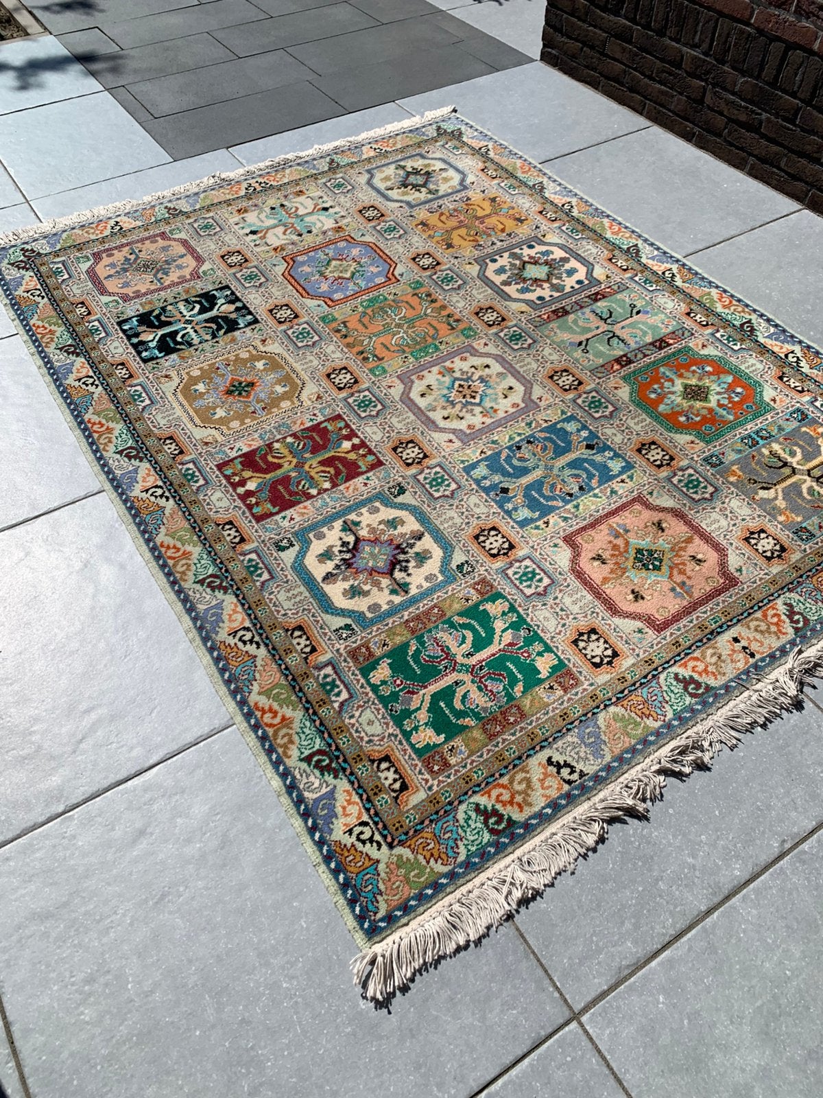 Onwijs Leuk Kleurrijk Handgeknoopt Vloerkleed uit Marokko, Ophalen, Zo goed als nieuw, Rechthoekig, 200 cm of meer