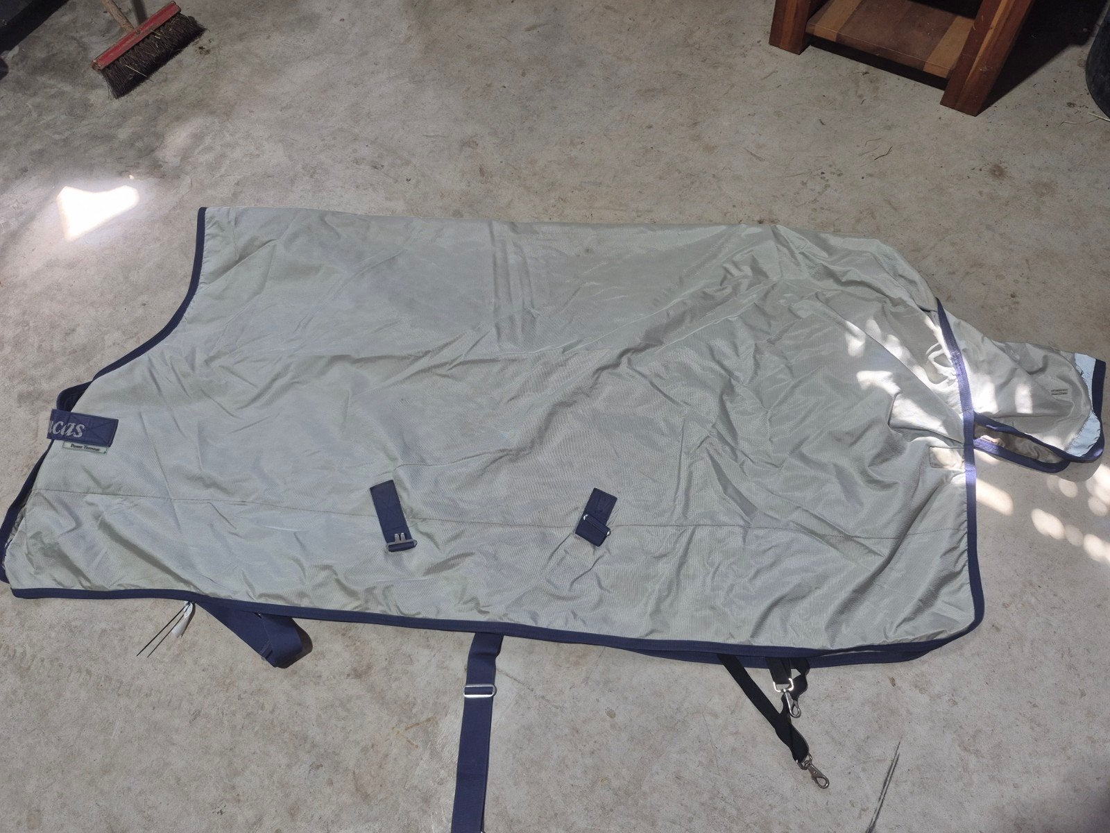 bucas power turnout light high neck 6,6" (195cm), Dieren en Toebehoren, Gebruikt, Ophalen of Verzenden, Grijs, Regendeken