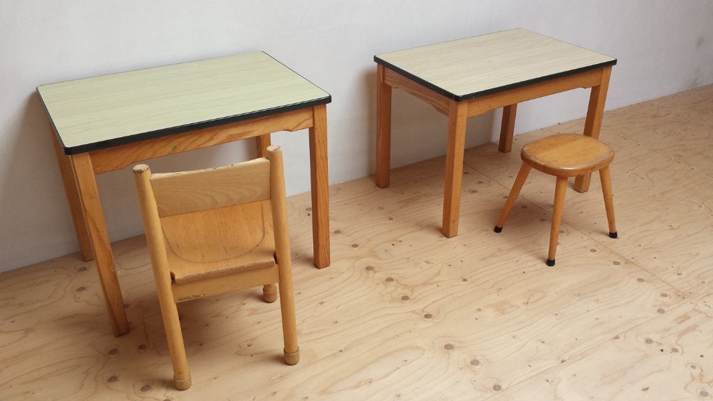 Kinderstoel en Bankjes Kinder dagverblijf Schilte, Kinderen en Baby's, Kinderstoelen, Ophalen, Zo goed als nieuw, Overige typen
