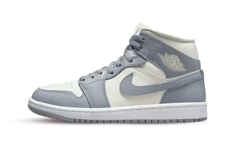Jordan 1 Mid Stealth - Gloednieuw - Maat 40, Ophalen of Verzenden, Nieuw, Grijs, Sneakers of Gympen