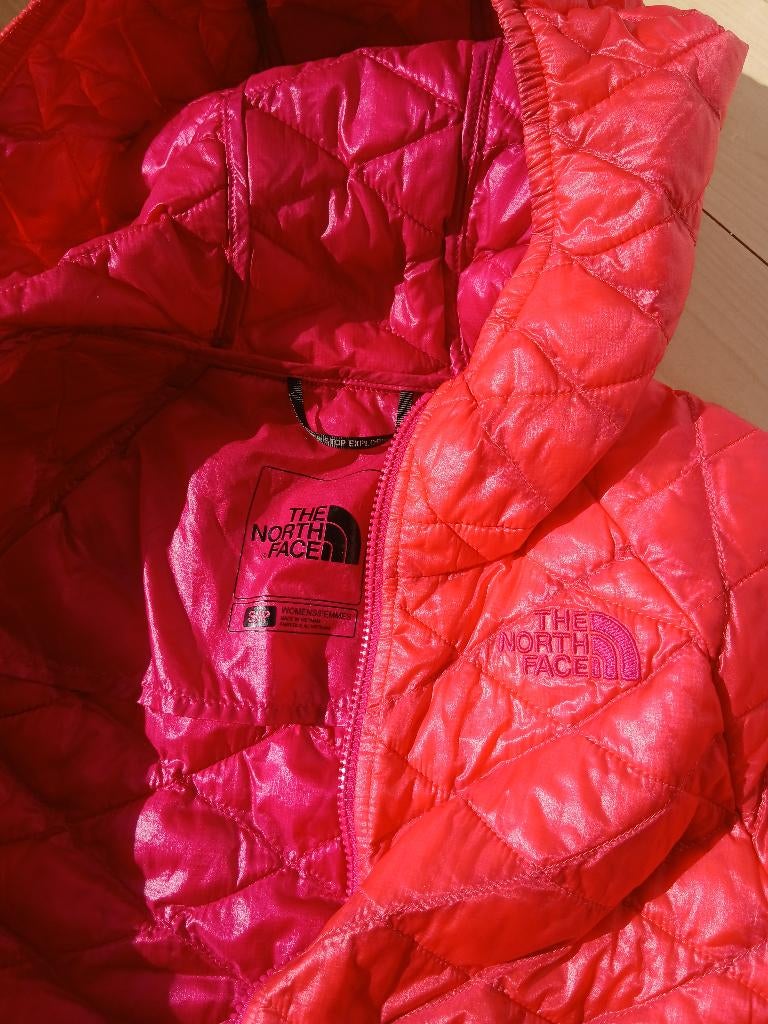 The North Face Women’s Red Down Jacket – Lightweight Puffer, Ophalen of Verzenden, The North Face, Maat 34 (XS) of kleiner, Gedragen