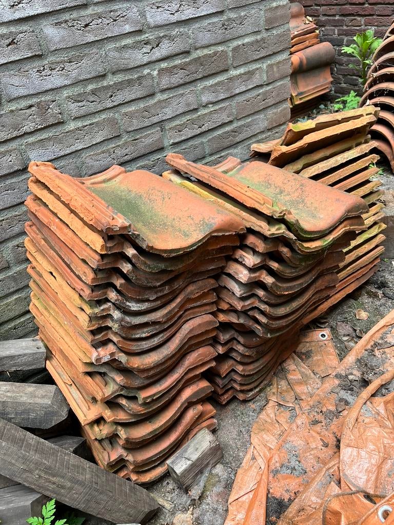 50 dakpannen te koop, Ophalen, Gebruikt, Steen of Klei, 5 tot 10 m²