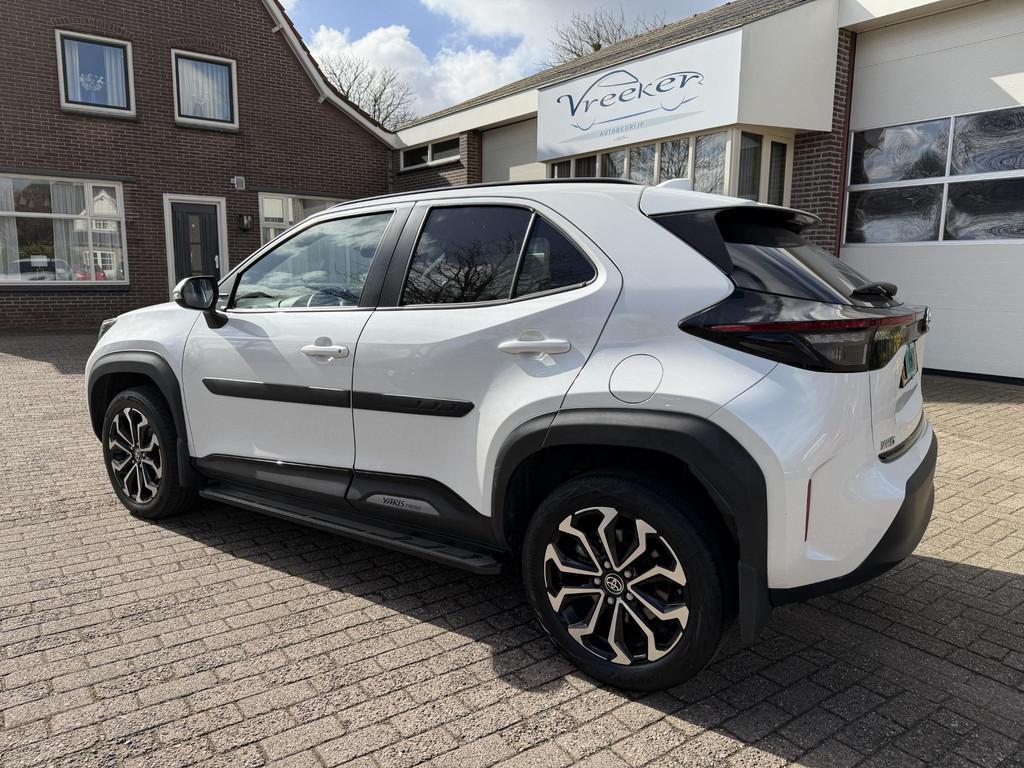 Toyota Yaris Cross 1.5 Hybrid 115 Dynamic sidesteps l Camera, Stof, Gebruikt, 116 pk, Bedrijf
