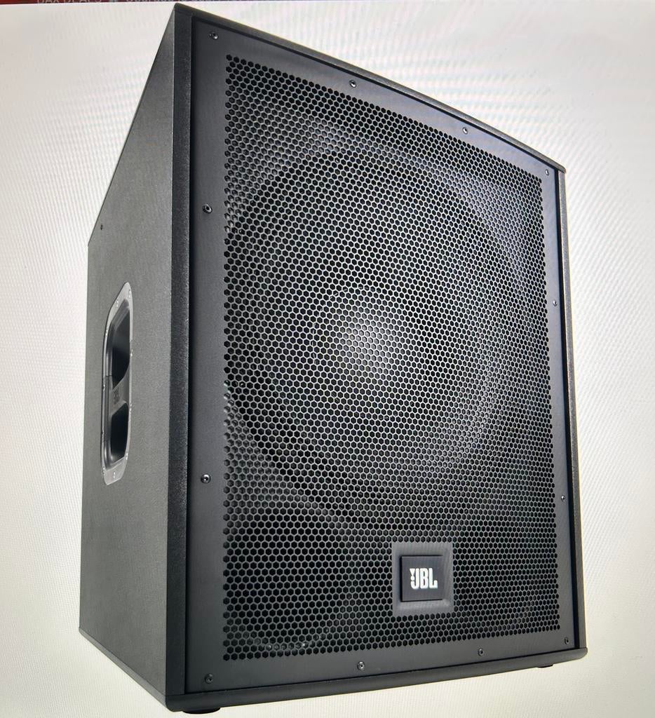 4 stuks Jbl IRX115S actieve 15” subwoofer, Ophalen, Zo goed als nieuw, Audio