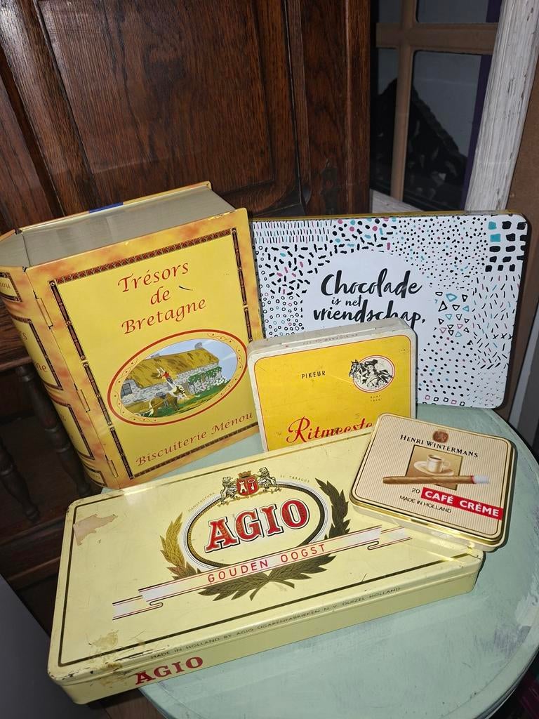 Gele vintage blikken. (Verkade, Ritmeester, Agio, Menou), Verzamelen, Ophalen of Verzenden, Gebruikt, Verkade