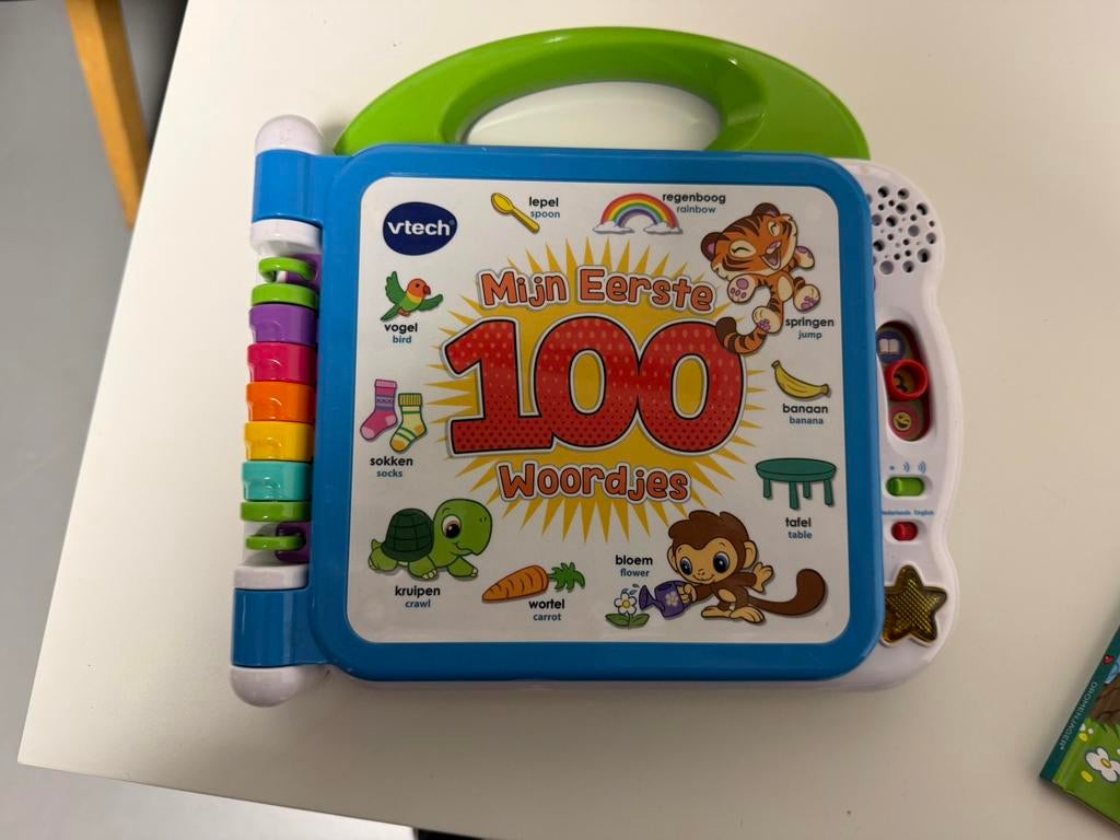 Mijn eerste 100 woordjes, Ophalen of Verzenden, Zo goed als nieuw, 6 maanden tot 2 jaar