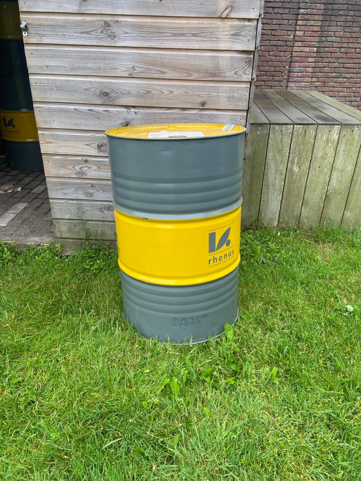 200 liter vat / oliedrum, Ophalen, Zo goed als nieuw