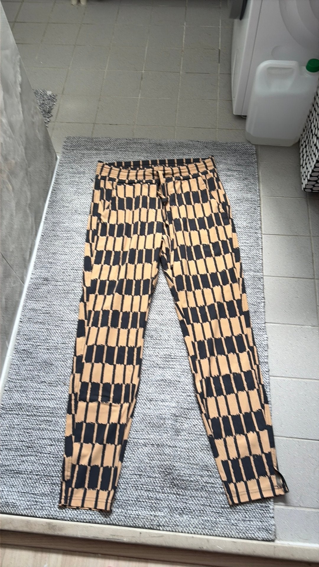 Studio Anneloes, Bruin, Maat 42/44 (L), Ophalen of Verzenden, Zo goed als nieuw