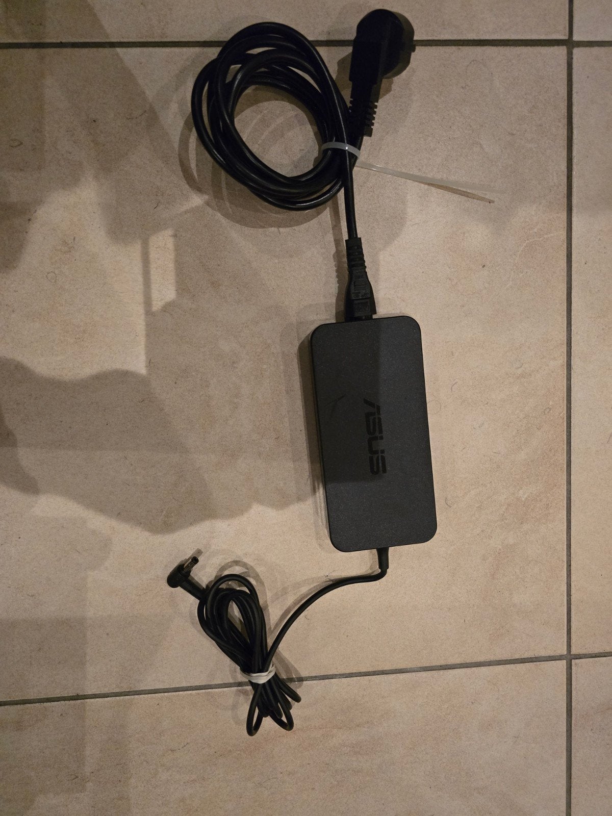 ASUS AC Adapter Oplader 120W origineel 5,5 mm, Computers en Software, Ophalen of Verzenden, Gebruikt, ASUS