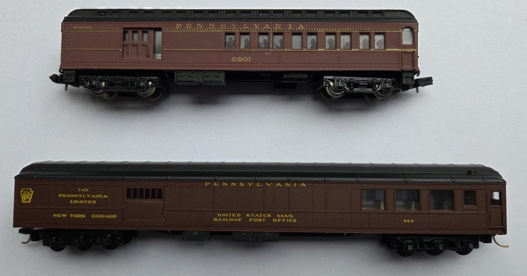 N-SCALE - 2 Bagagewagens Pennsylvania. Combines., Overige merken, Gelijkstroom, Wagon, Ophalen of Verzenden