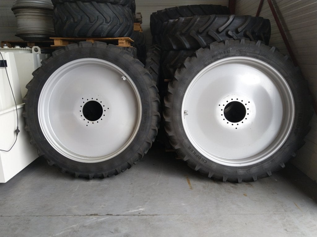 300/95 x R52 Nieuwe Kleber banden met velgen, Niet ingevuld, Niet ingevuld, Niet ingevuld