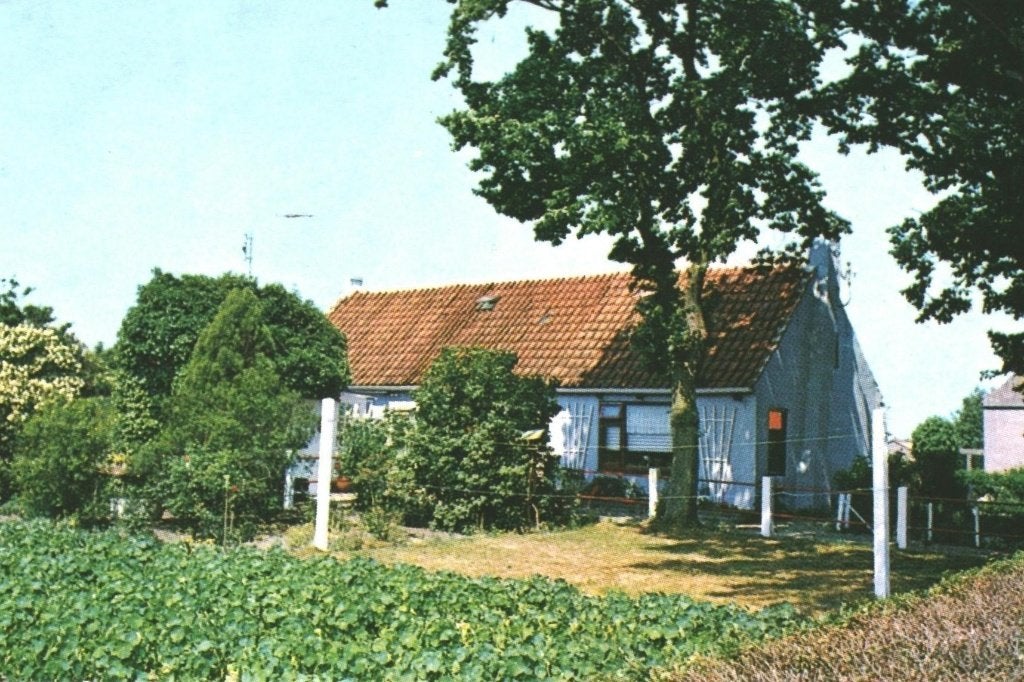 42388 Ouddorp ZH 80+ _Gelopen met mooie zegel Danstheater, Verzamelen, Ansichtkaarten | Nederland, Ophalen of Verzenden, 1980 tot heden