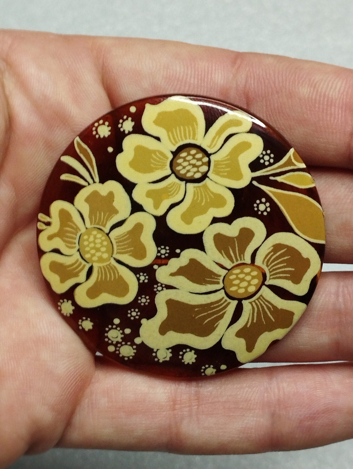 Een zeer mooie vintage broche, groot formaat., Ophalen of Verzenden, Zo goed als nieuw, Zilver, Overige materialen