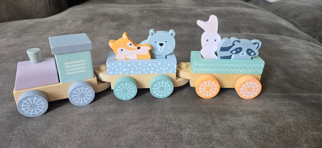 Leuke houten speelgoedtrein met dieren, Ophalen of Verzenden