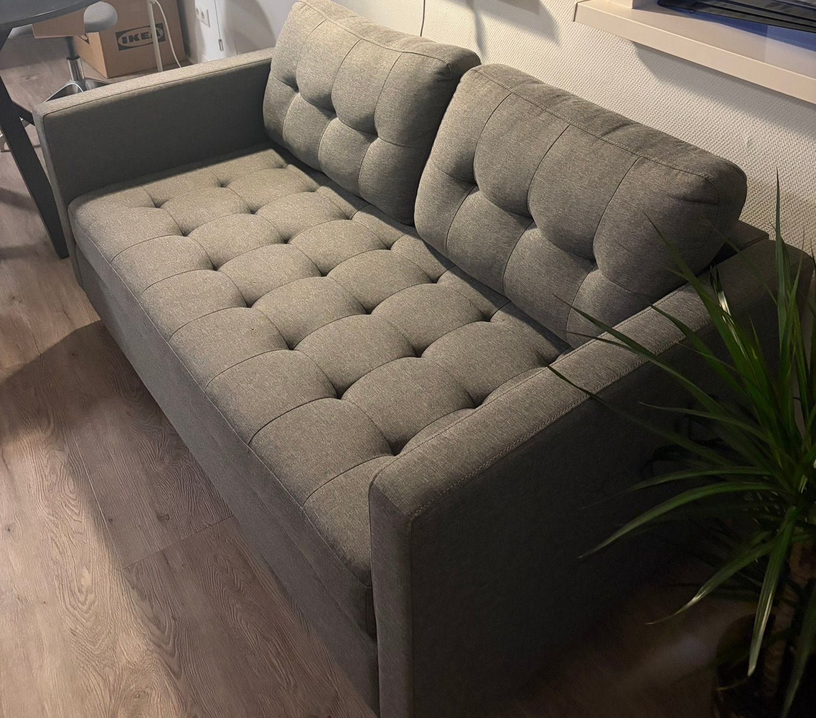 Grijs bankje, Huis en Inrichting, Banken | Bankstellen, Ophalen, 150 tot 200 cm, Tweepersoons, 75 tot 100 cm