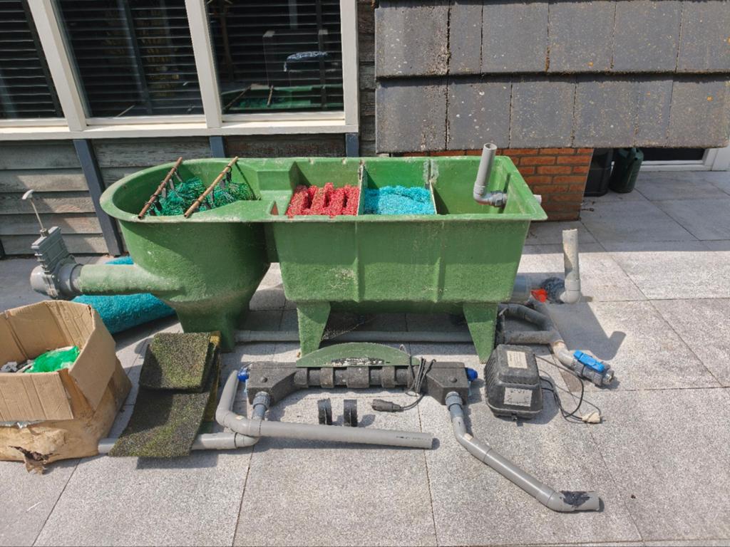 Complete 4 kamer filter met vortex, media, uv-c en luchtpomp, Tuin en Terras, Vijver-toebehoren, Gebruikt, Vijverfilter, Ophalen